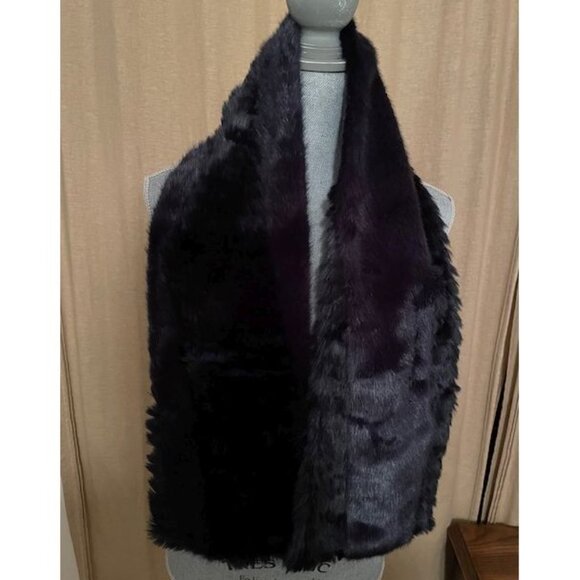 BANANA REPUBLIC Navy Faux Fur Wrap Scarf Shawl - Picture 2 of 5
